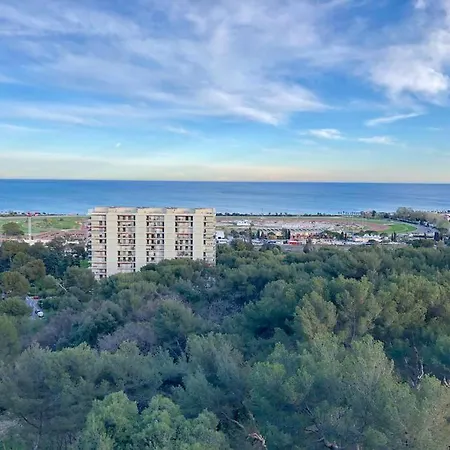 2-room 60 M², Panoramic View, 2 Balconies, 50m Pool Appartement